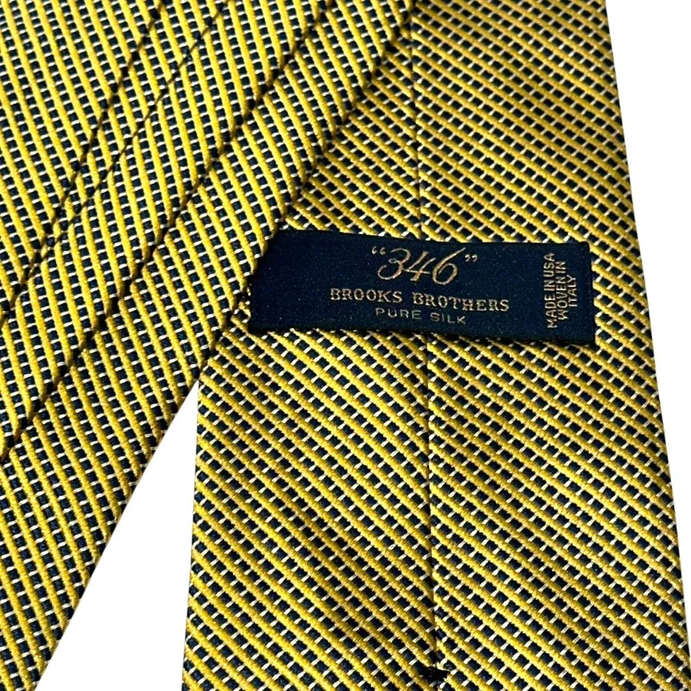 Brooks Brothers 346 Tie 100% Silk Yellow Blue‎ Geometric - Made in USA